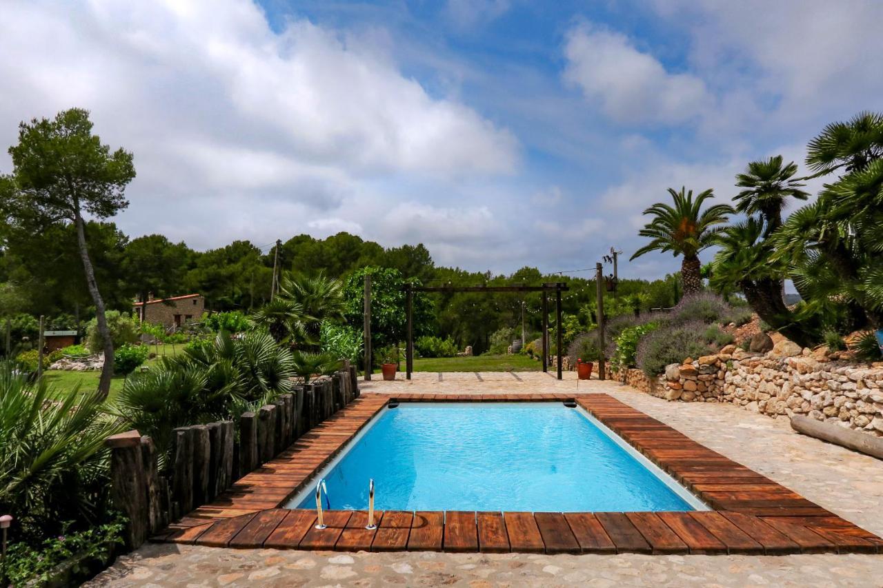 Masia Pou De La Vinya Sitges Exteriér fotografie